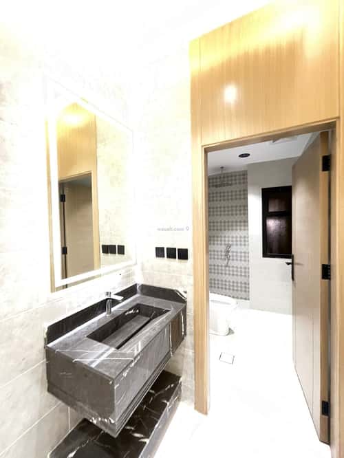 شقة 5 غرف في الملك فهد 11