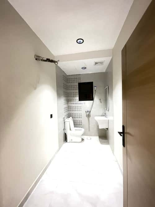 شقة 5 غرف في الملك فهد 14