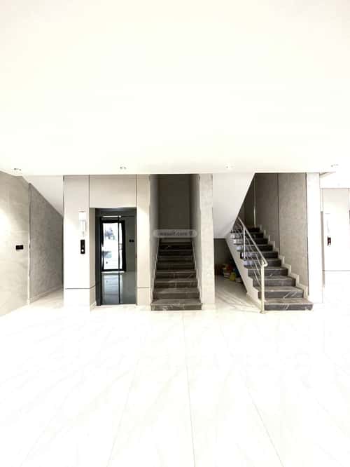 شقة 5 غرف في الملك فهد 3