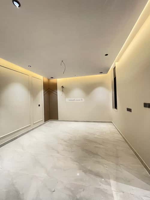 شقة 5 غرف في الملك فهد 5