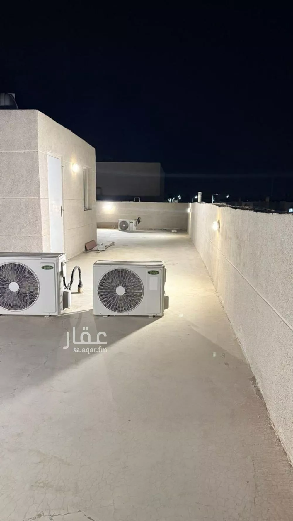 فيلا 4 غرف في اللؤلؤ 5