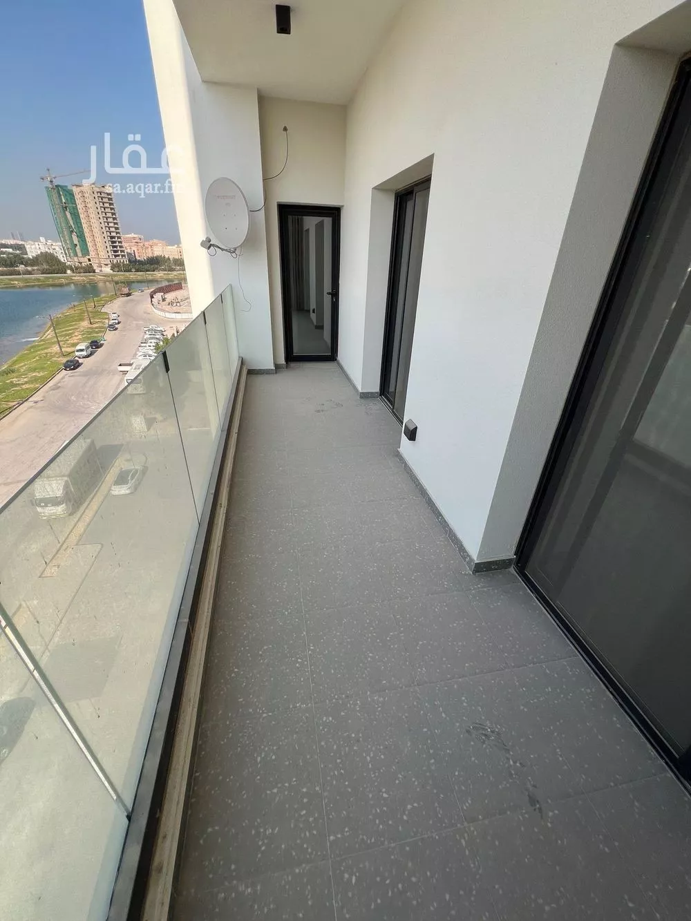 شقة 3 غرف في الحمرا 6