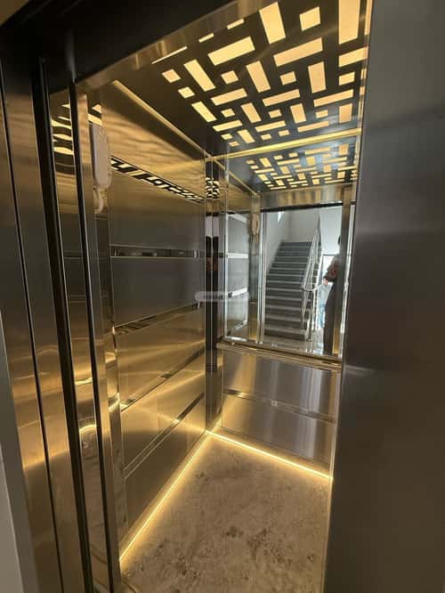 شقة 5 غرف في الرانوناء 3