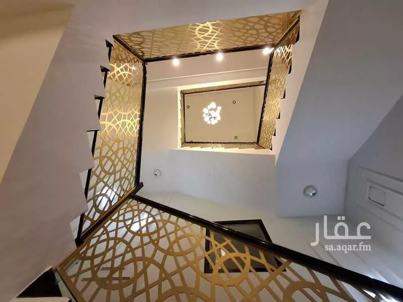 فيلا 6 غرف في الصواري 3