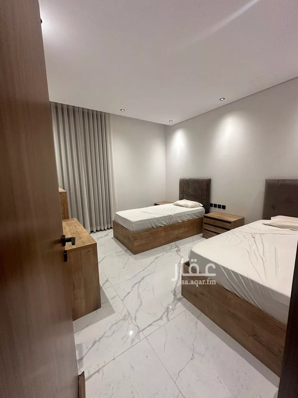 دور 4 غرف في النرجس 13