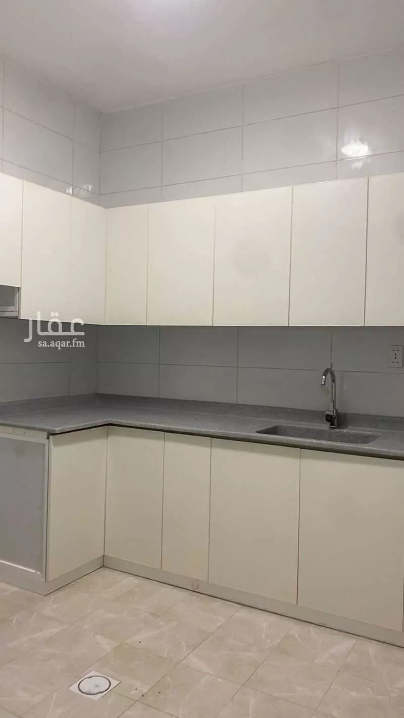 عمارة 302 م² في الخبر الشمالية 5