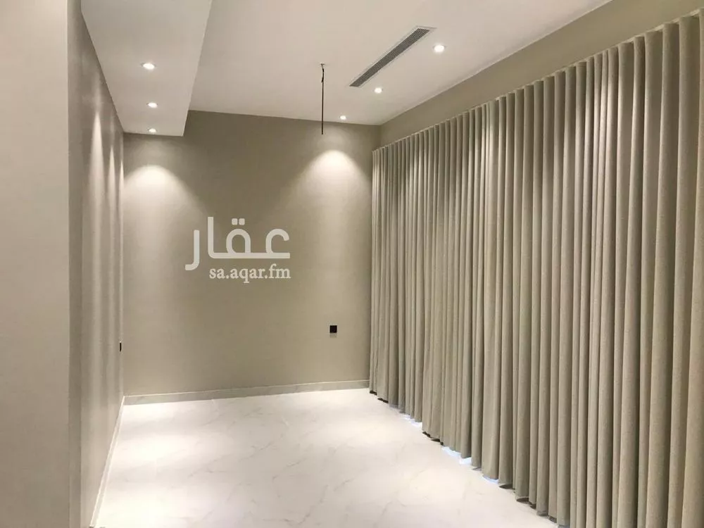 فيلا 6 غرف في الزمرد 2