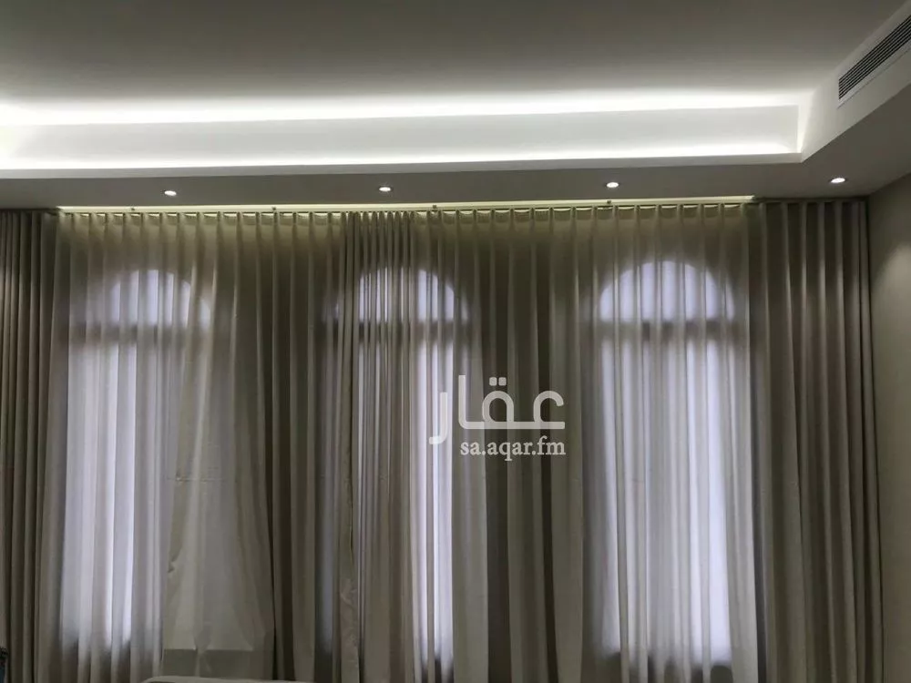 فيلا 6 غرف في الزمرد 6