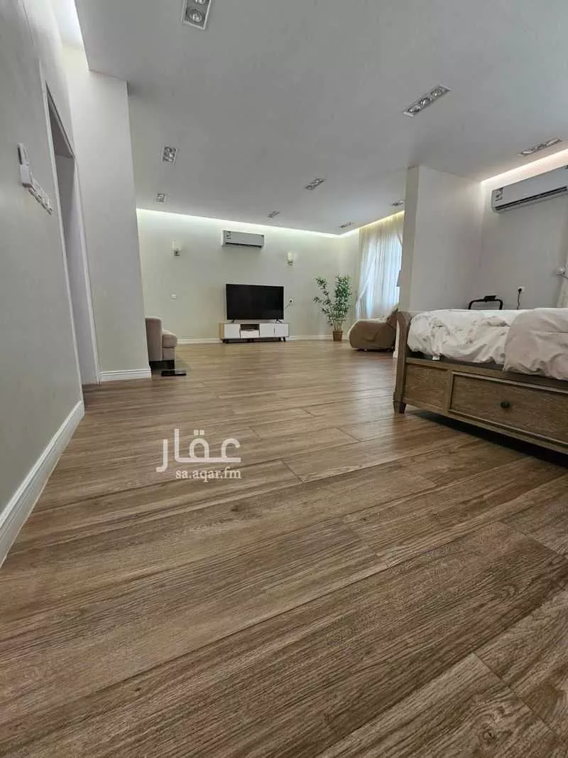 فيلا 12 غرف في الروابي 12