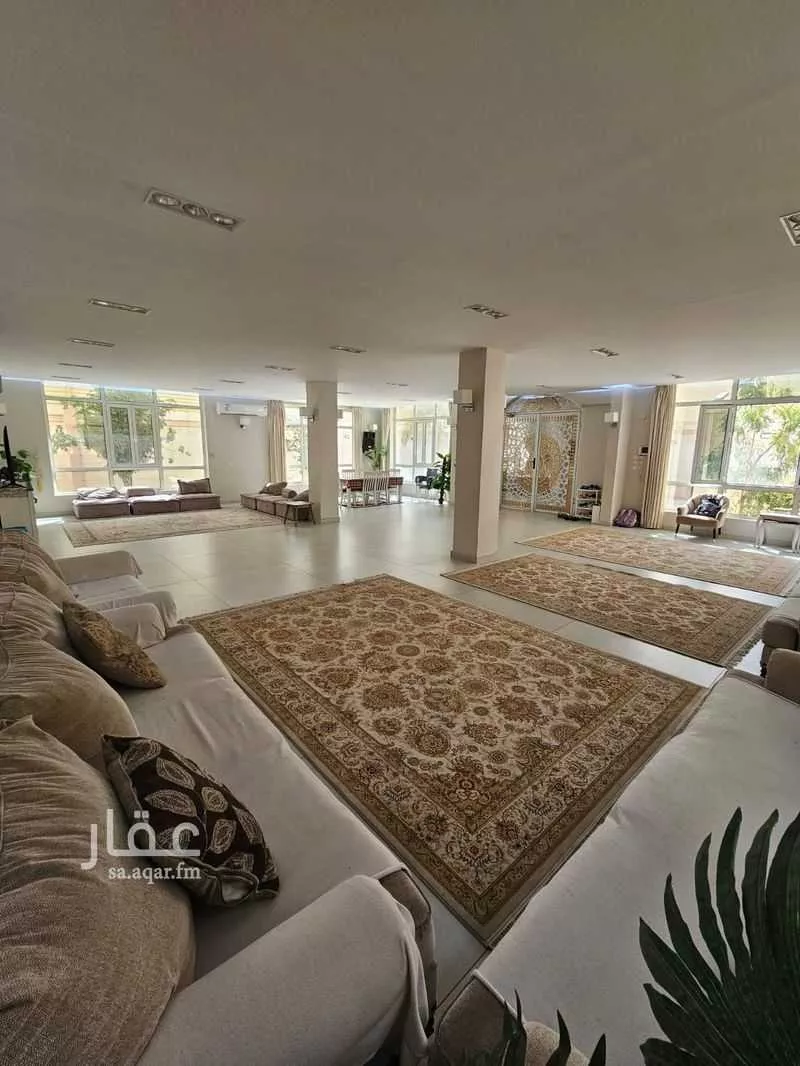 فيلا 12 غرف في الروابي 15