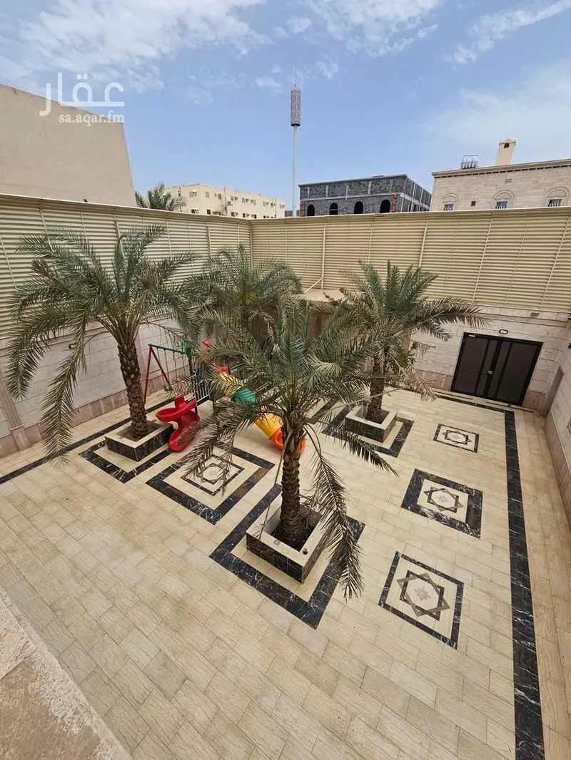 فيلا 12 غرف في الروابي 3