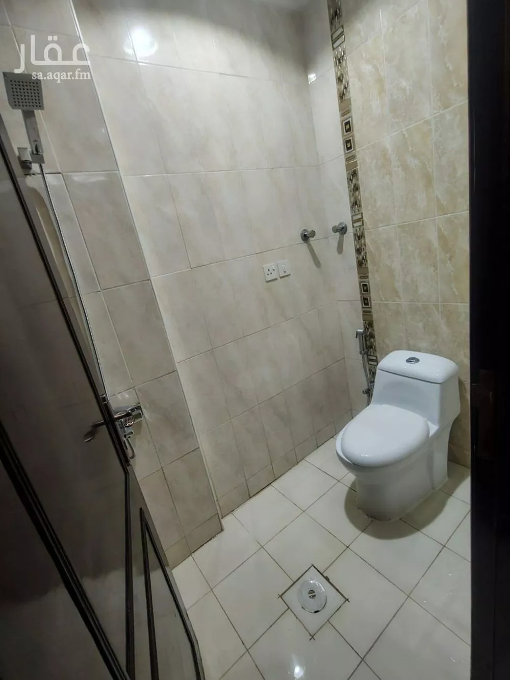 شقة 4 غرف في الدانة الشمالية 6