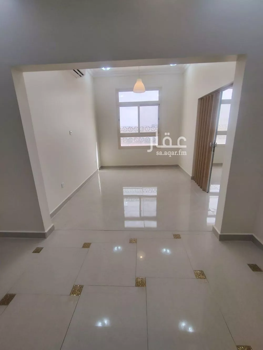 شقة 4 غرف في الدانة الشمالية 7