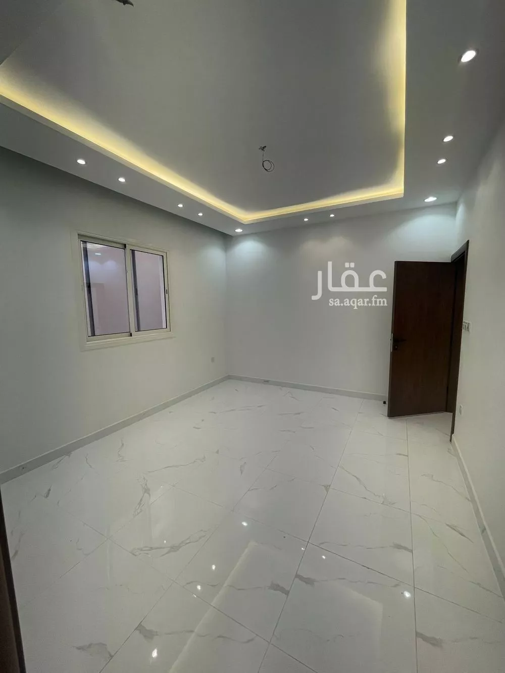 6 bedroom floor in Al Matar 4