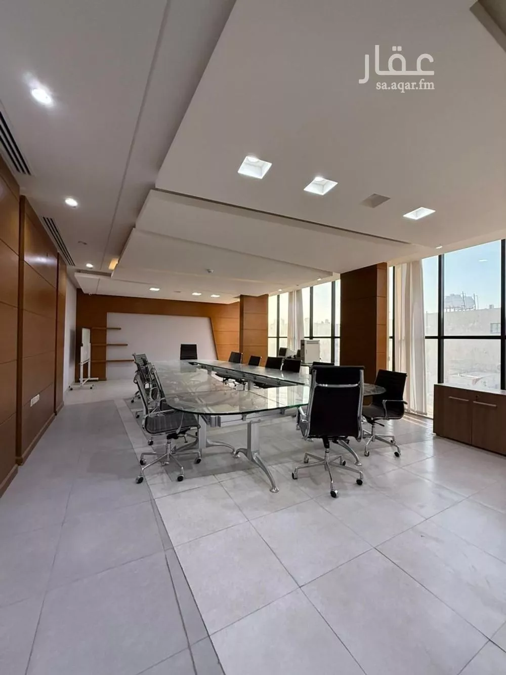 مكتب 1085 م² في اليرموك 13
