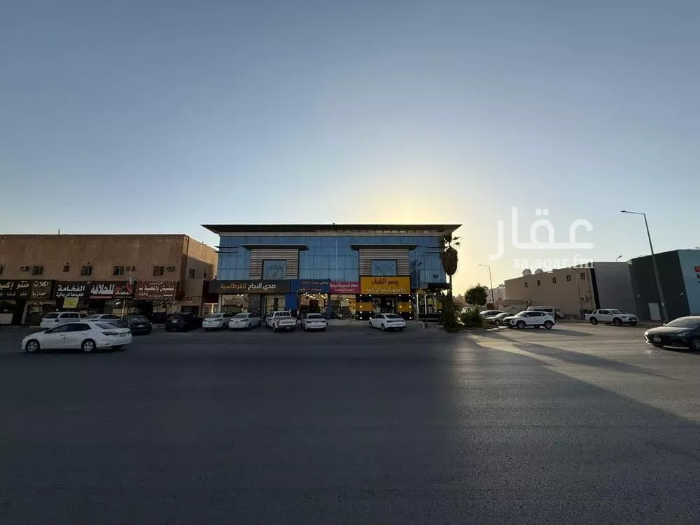 مكتب 1085 م² في اليرموك 3