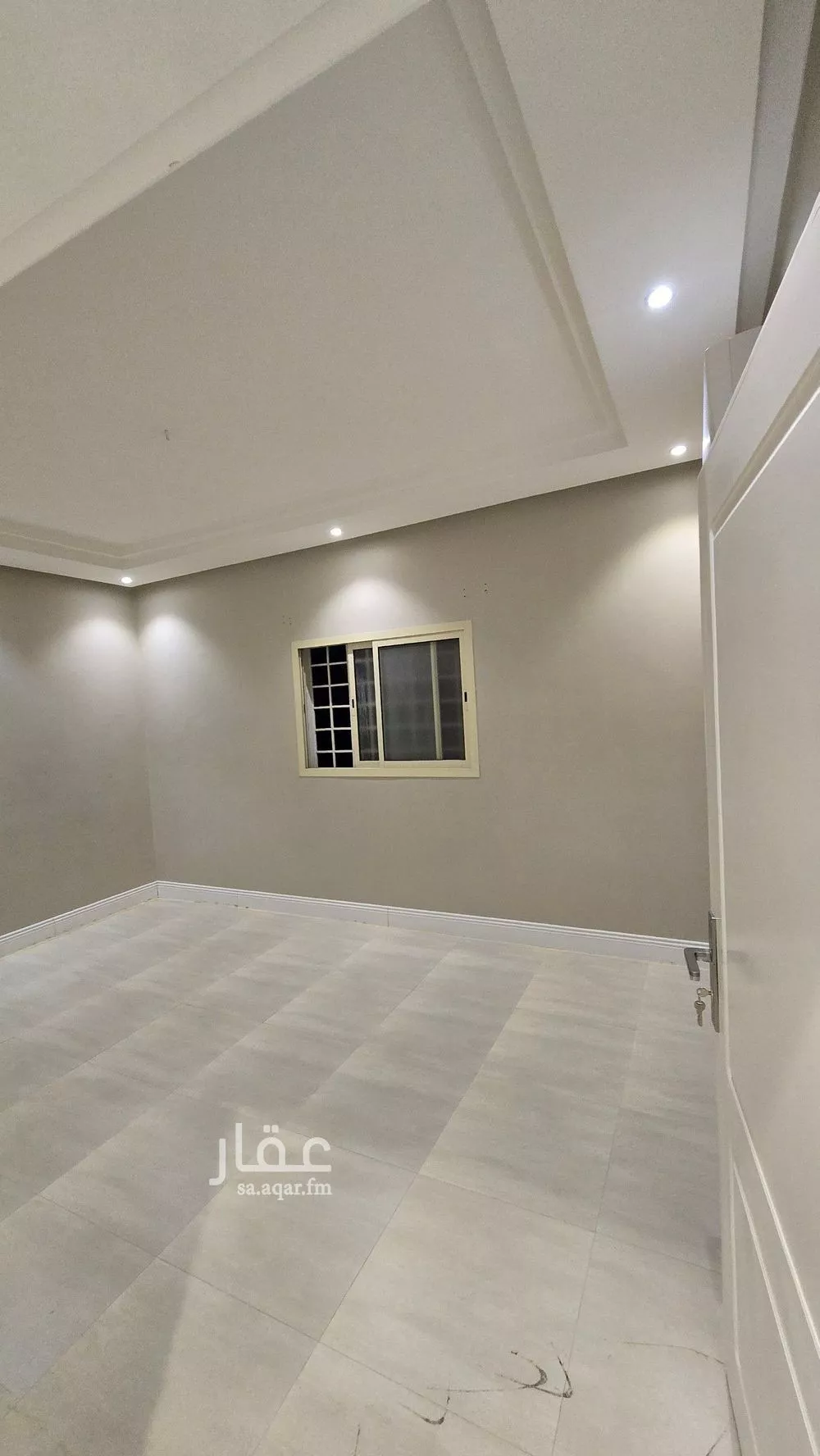 شقة 3 غرف في الملقا 9