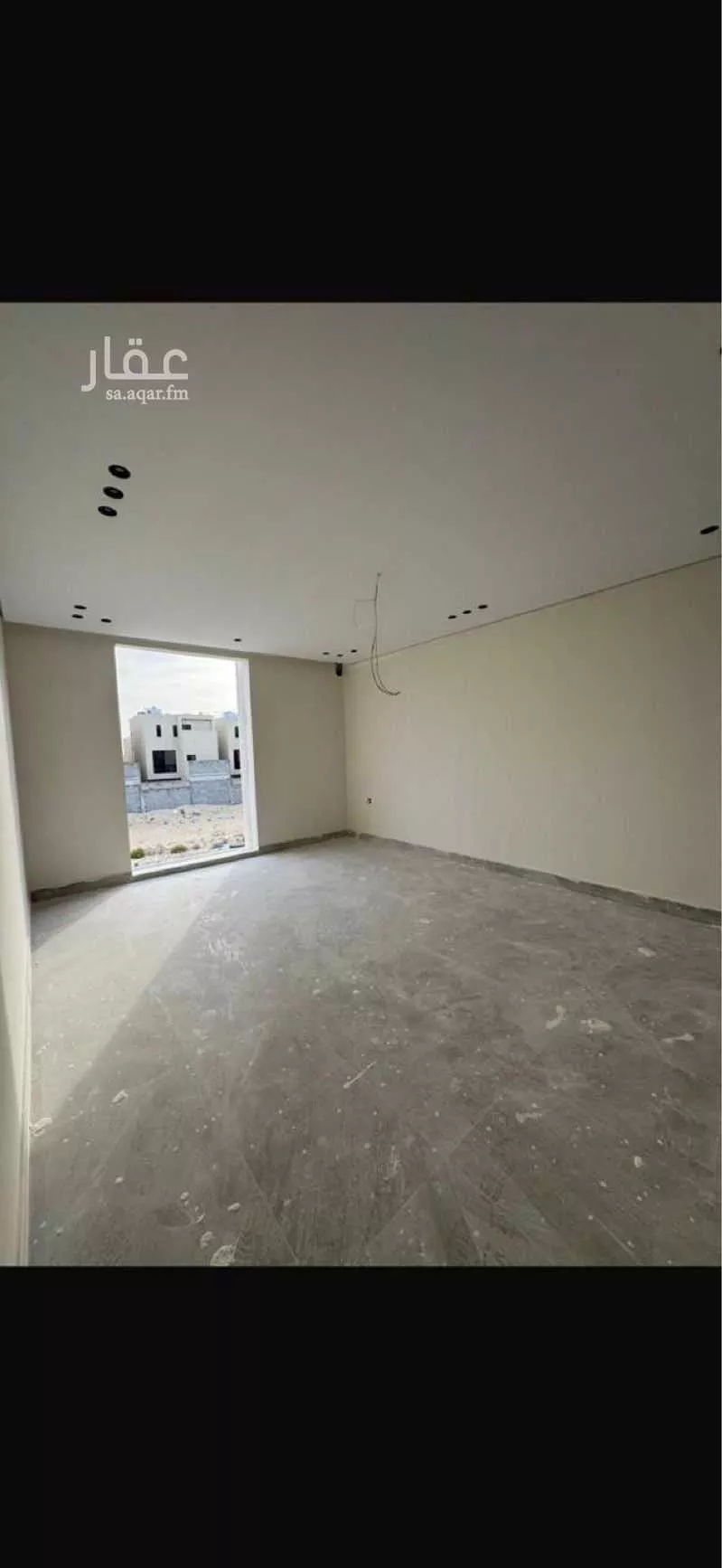 فيلا 6 غرف في الشرق 3