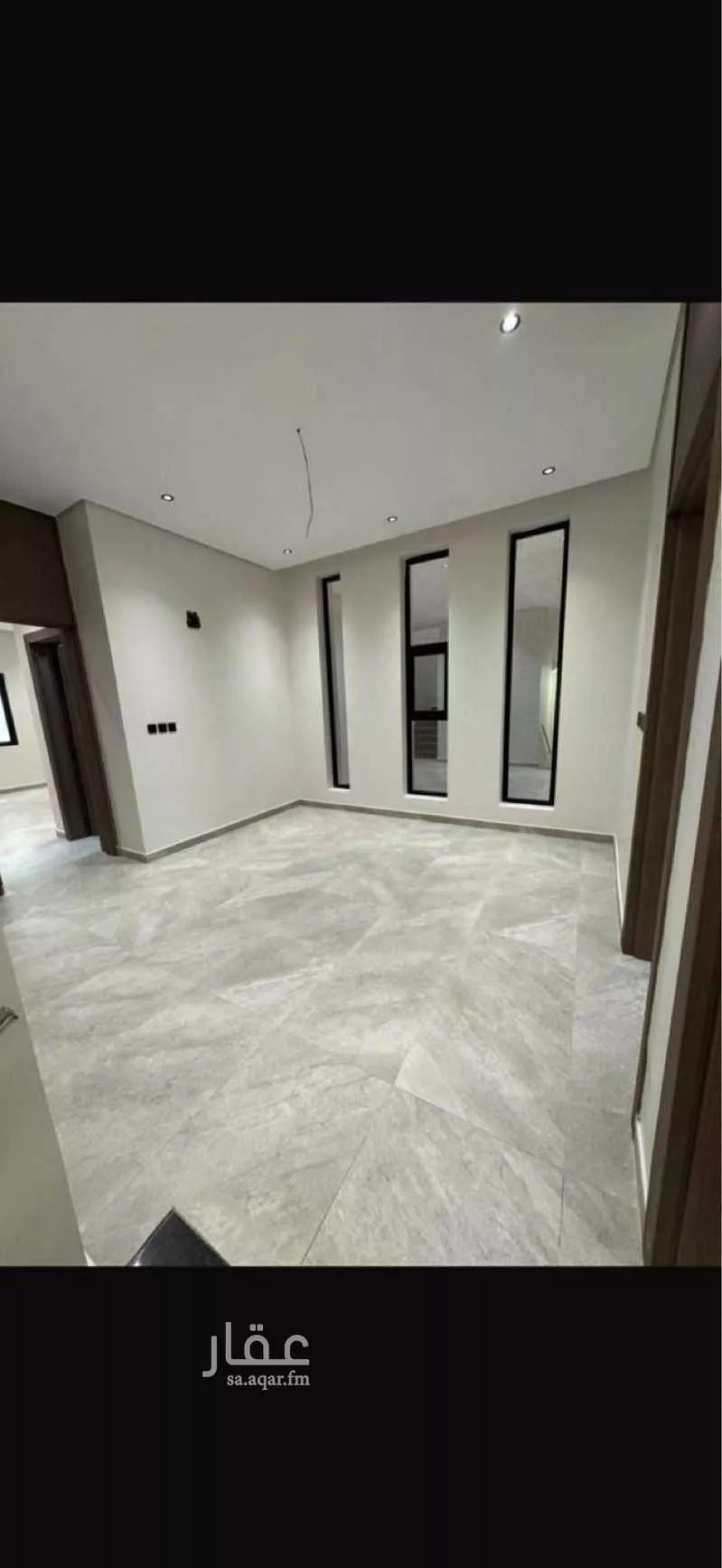 فيلا 6 غرف في الشرق 12