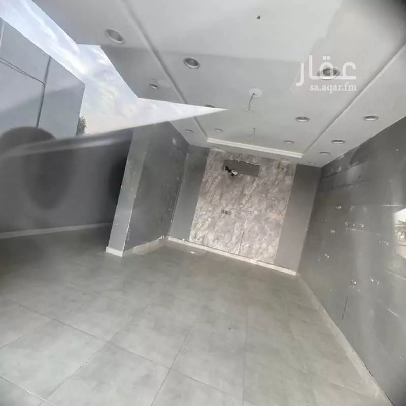 محل 25 م² في الواحة 2