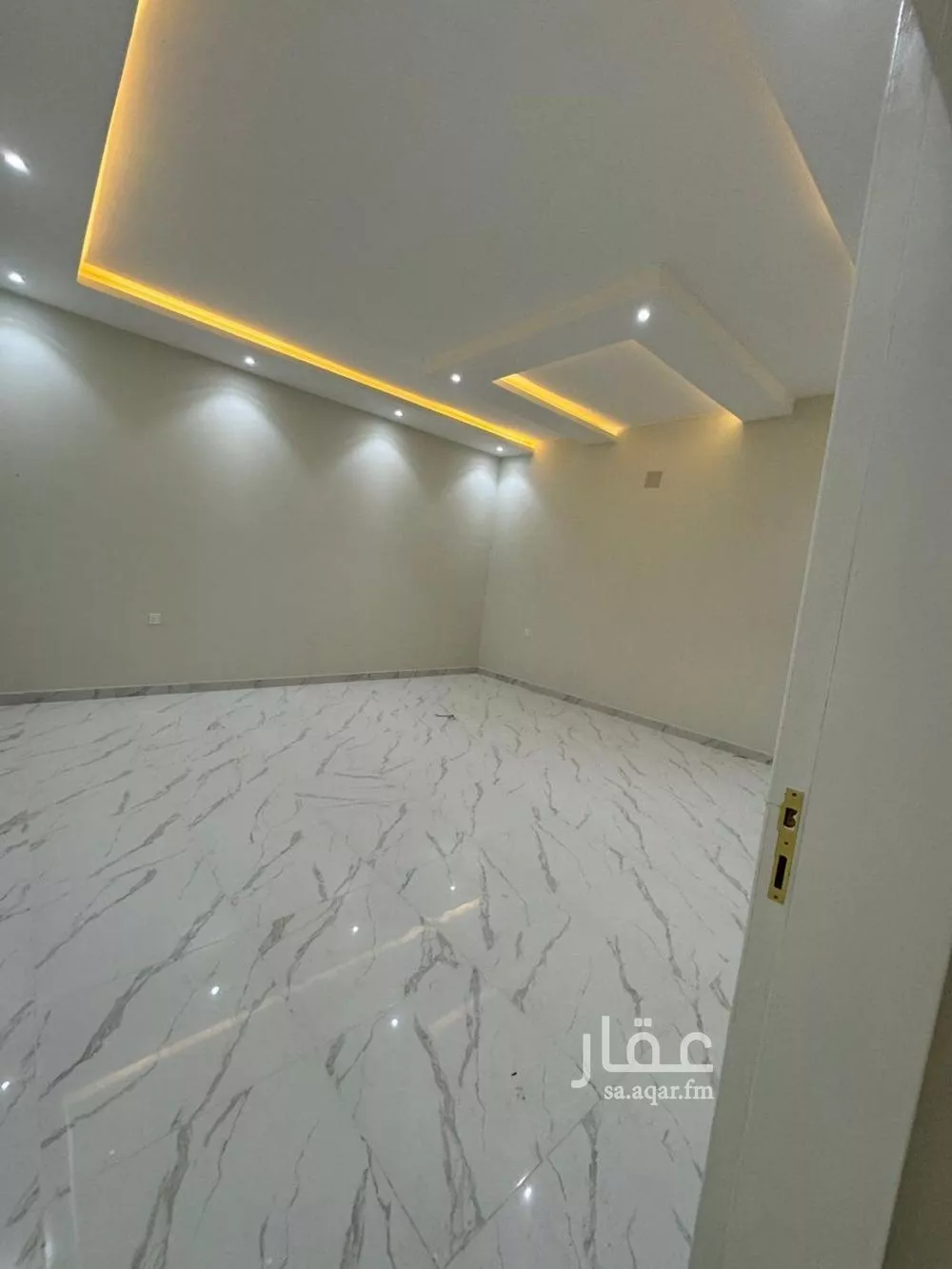 دور 7 غرف في الشرق 12