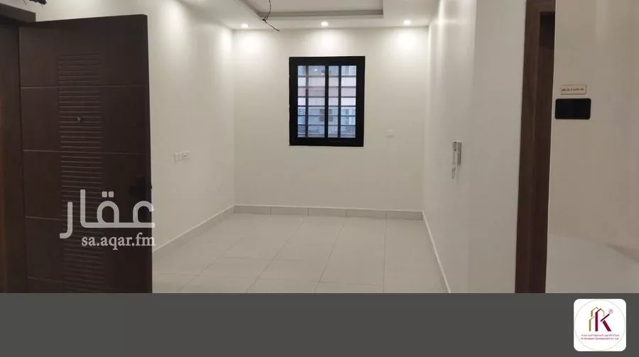 شقة 2 غرف في الرويس 4