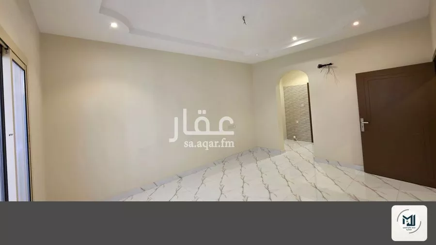 شقة 5 غرف في الفنار 12