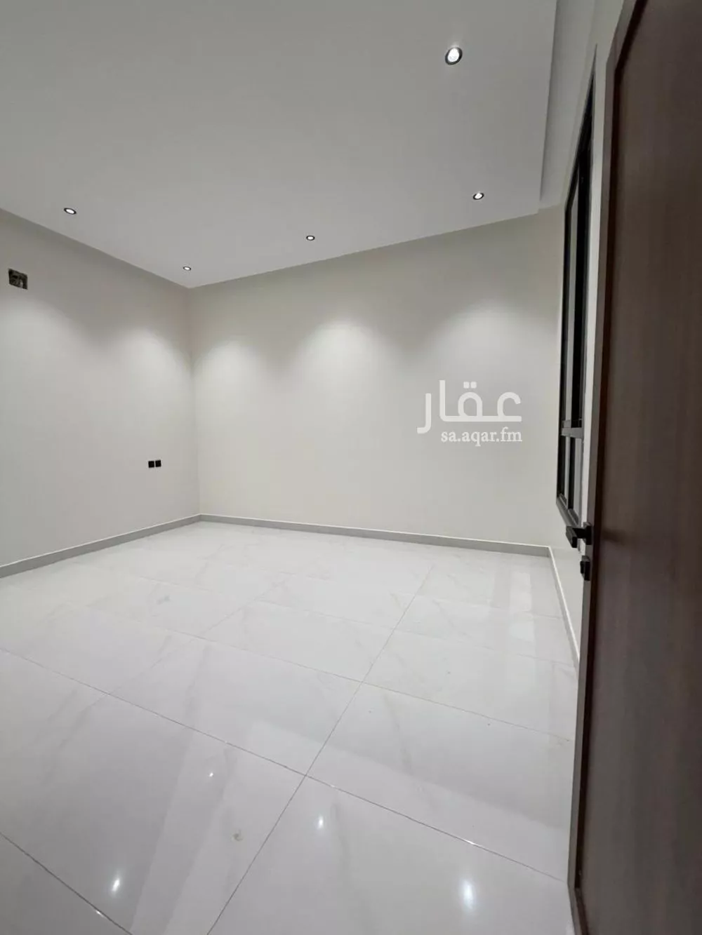 فيلا 6 غرف في المهدية 15