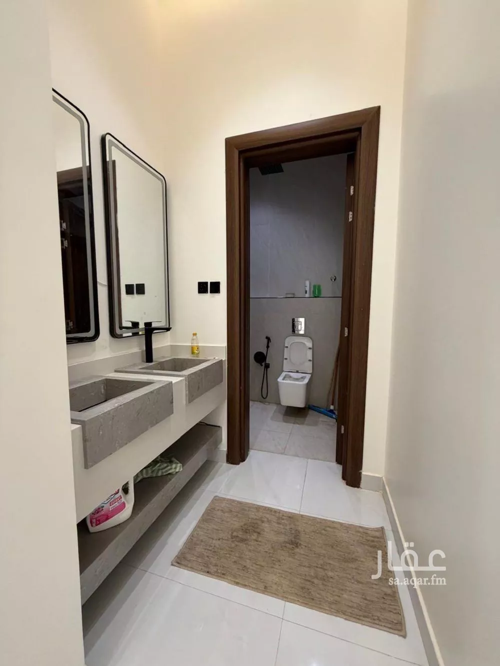 فيلا 6 غرف في المهدية 5