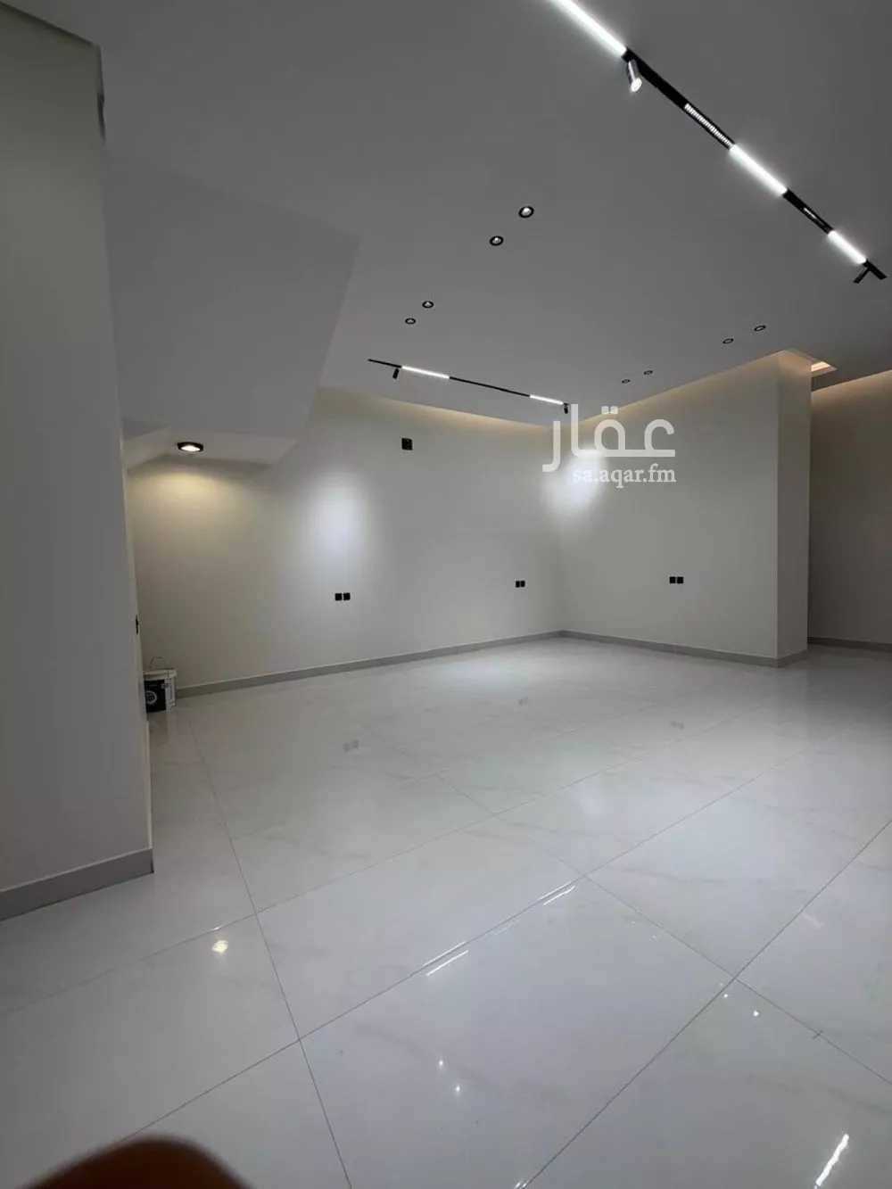 فيلا 6 غرف في المهدية 8