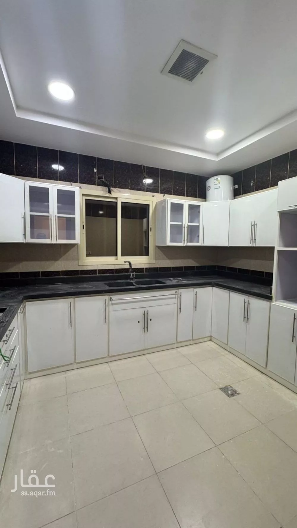 4 bedroom floor in Al Yasmin 8