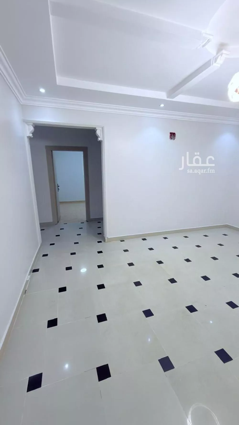 دور 5 غرف في السعادة 11