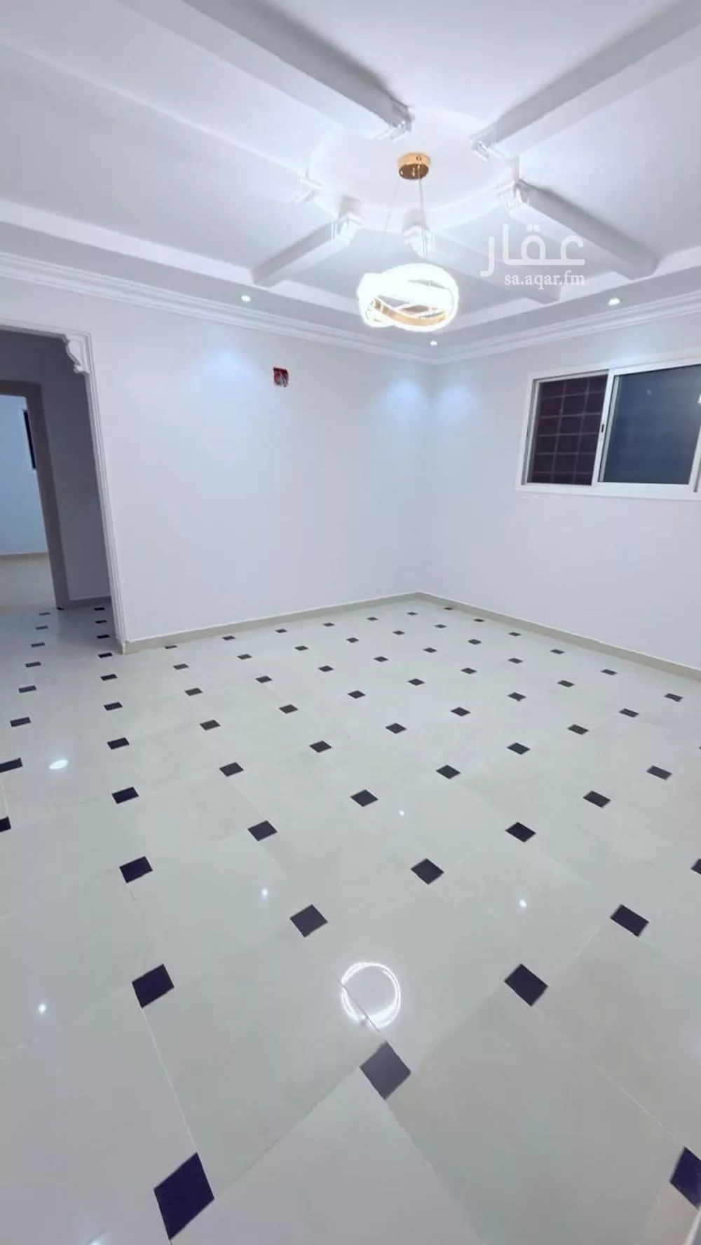 دور 5 غرف في السعادة 12