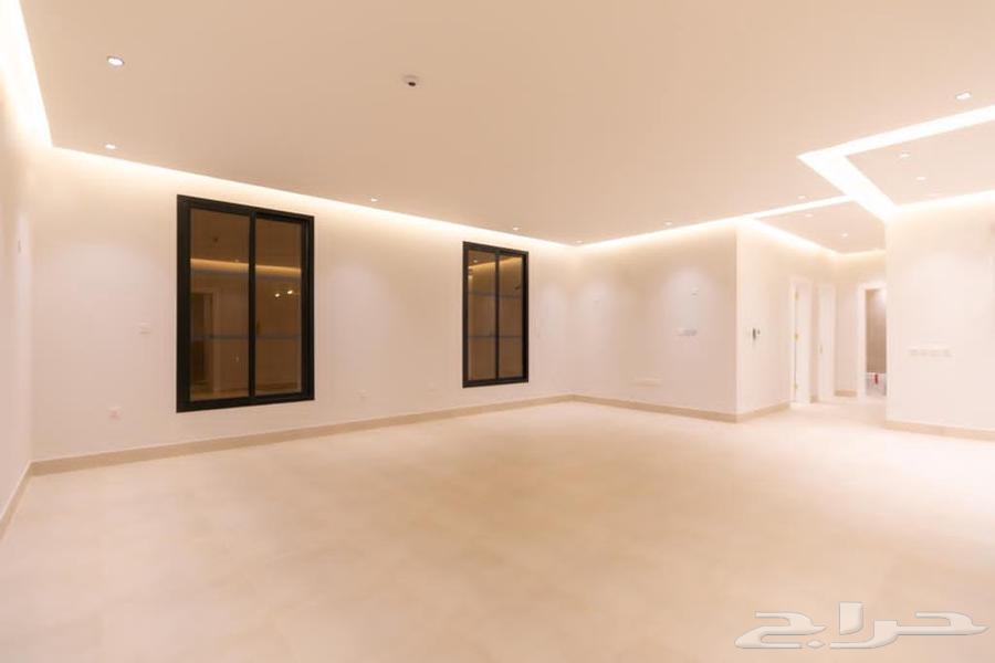 شقة 3 غرف في العزيزية 9