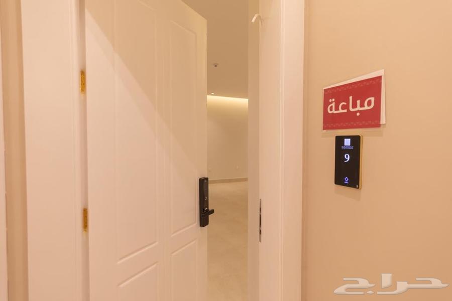 شقة 3 غرف في العزيزية 10