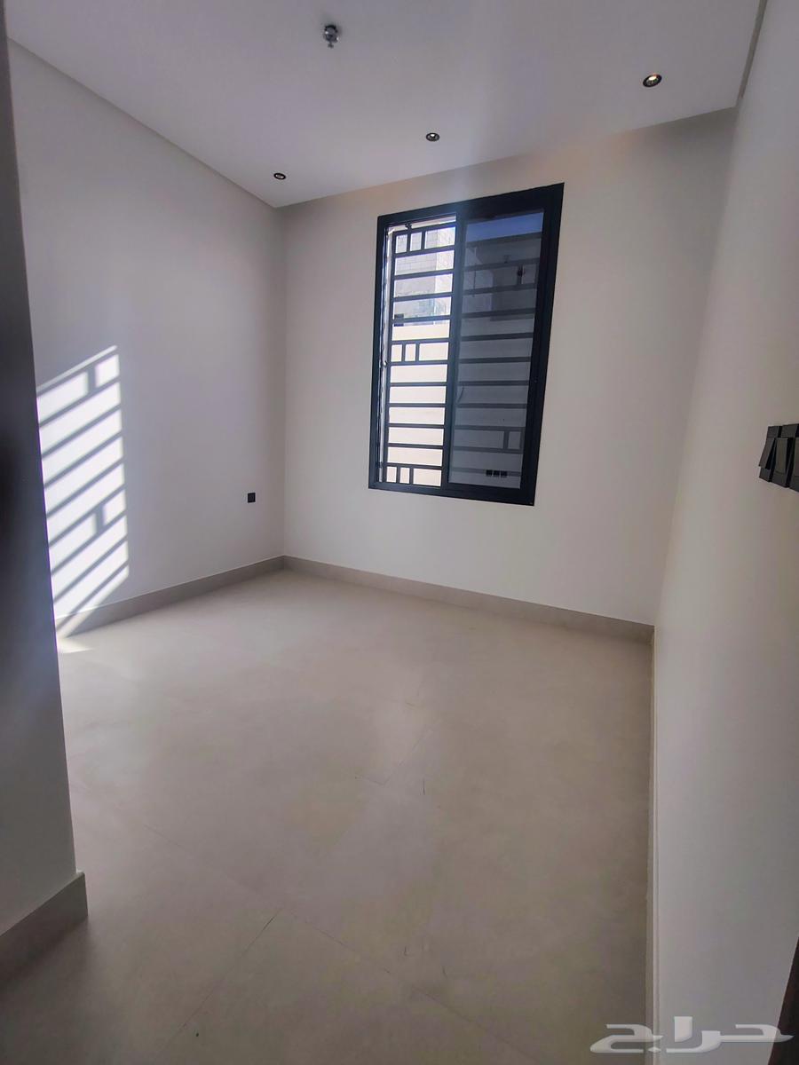 شقة 4 غرف في المهدية 5