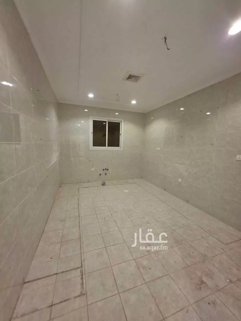 شقة 5 غرف في الريان 17