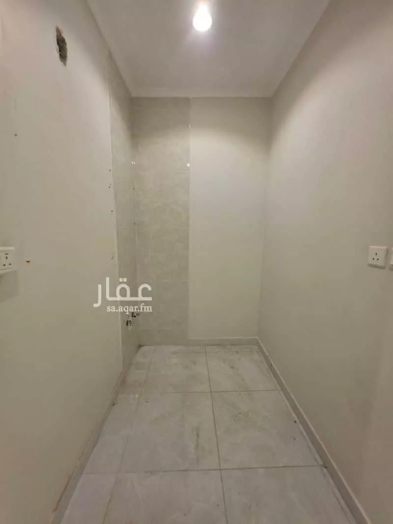 شقة 5 غرف في الريان 10