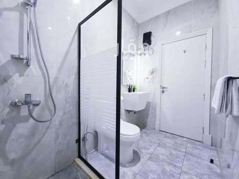 شقة 3 غرف في النهضة 9