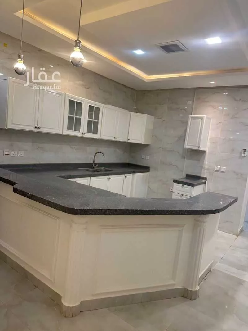 4 bedroom floor in Al Olaya 4