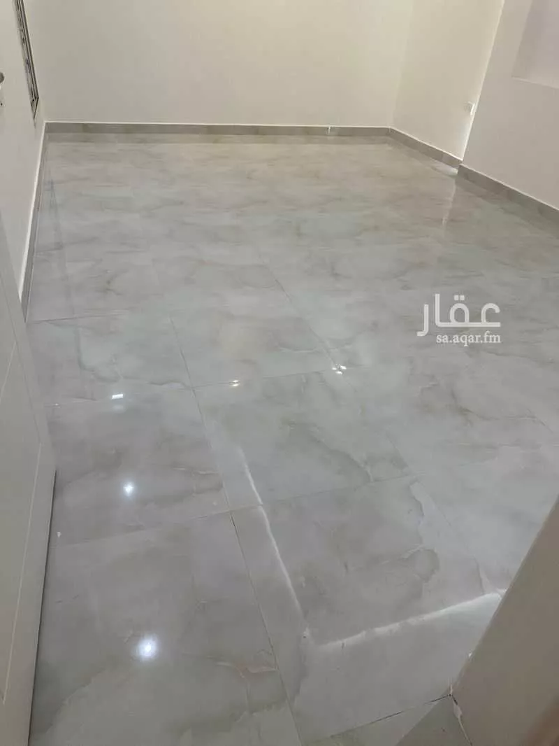 4 bedroom floor in Al Olaya 5