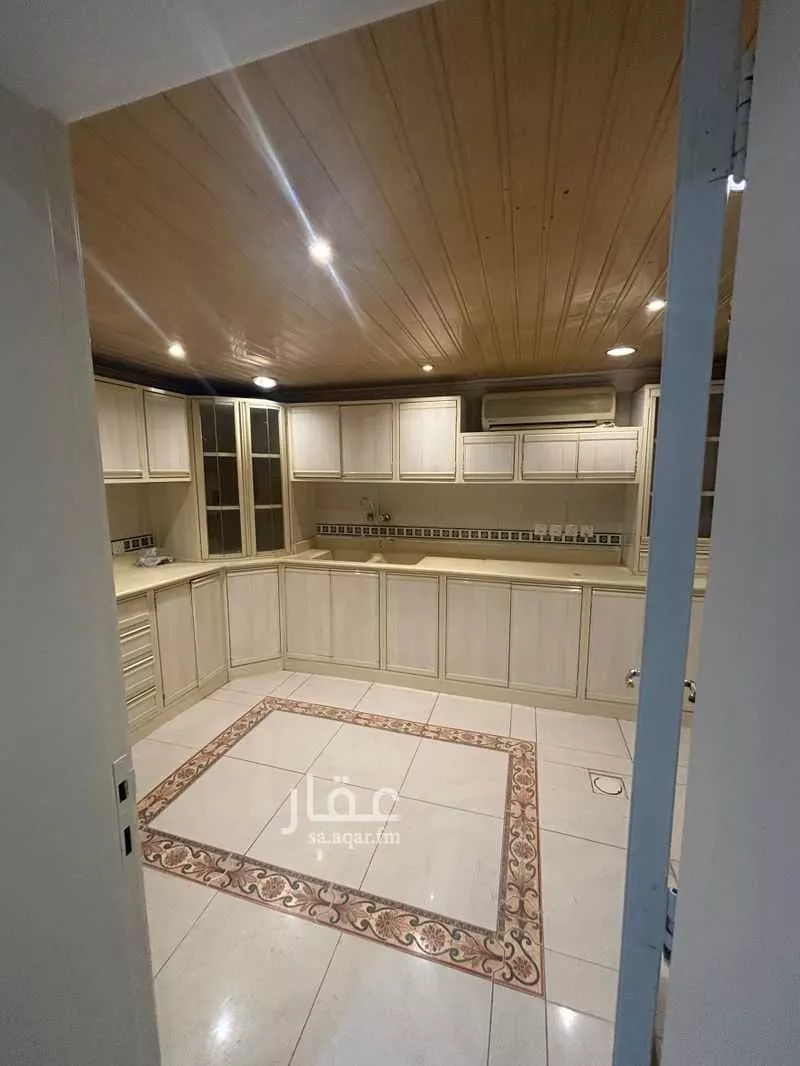 دور 7 غرف في المروج 3