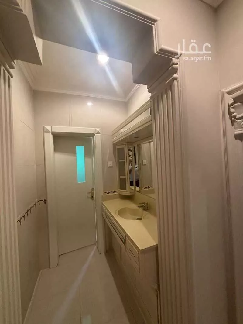 دور 7 غرف في المروج 6