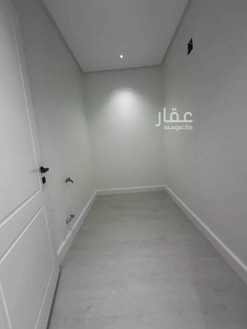 دور 3 غرف في النرجس 13