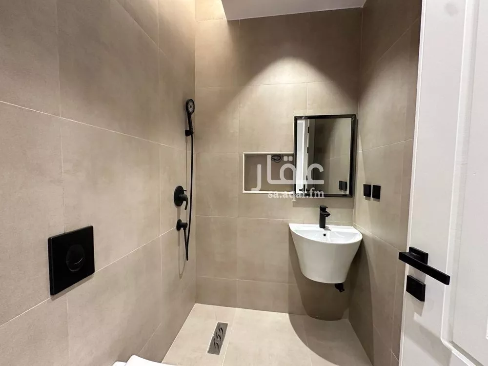 شقة 3 غرف في العارض 13