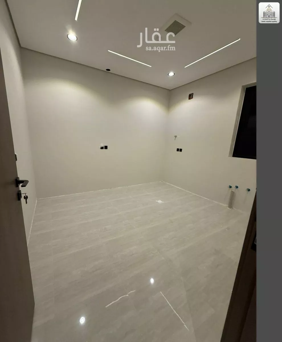 شقة 4 غرف في ظهرة نمار 8