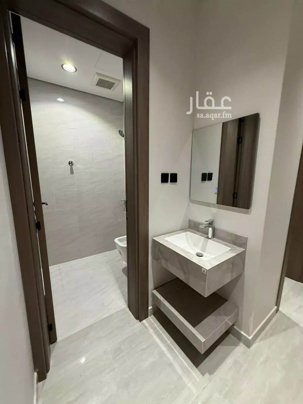 4 bedroom apartment in Dhahrat Namar 10