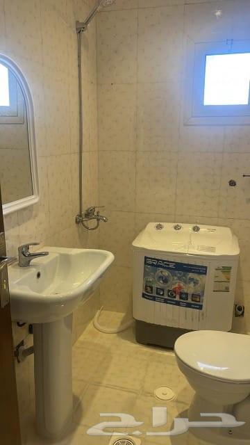 شقة 2 غرف في الشراع 5