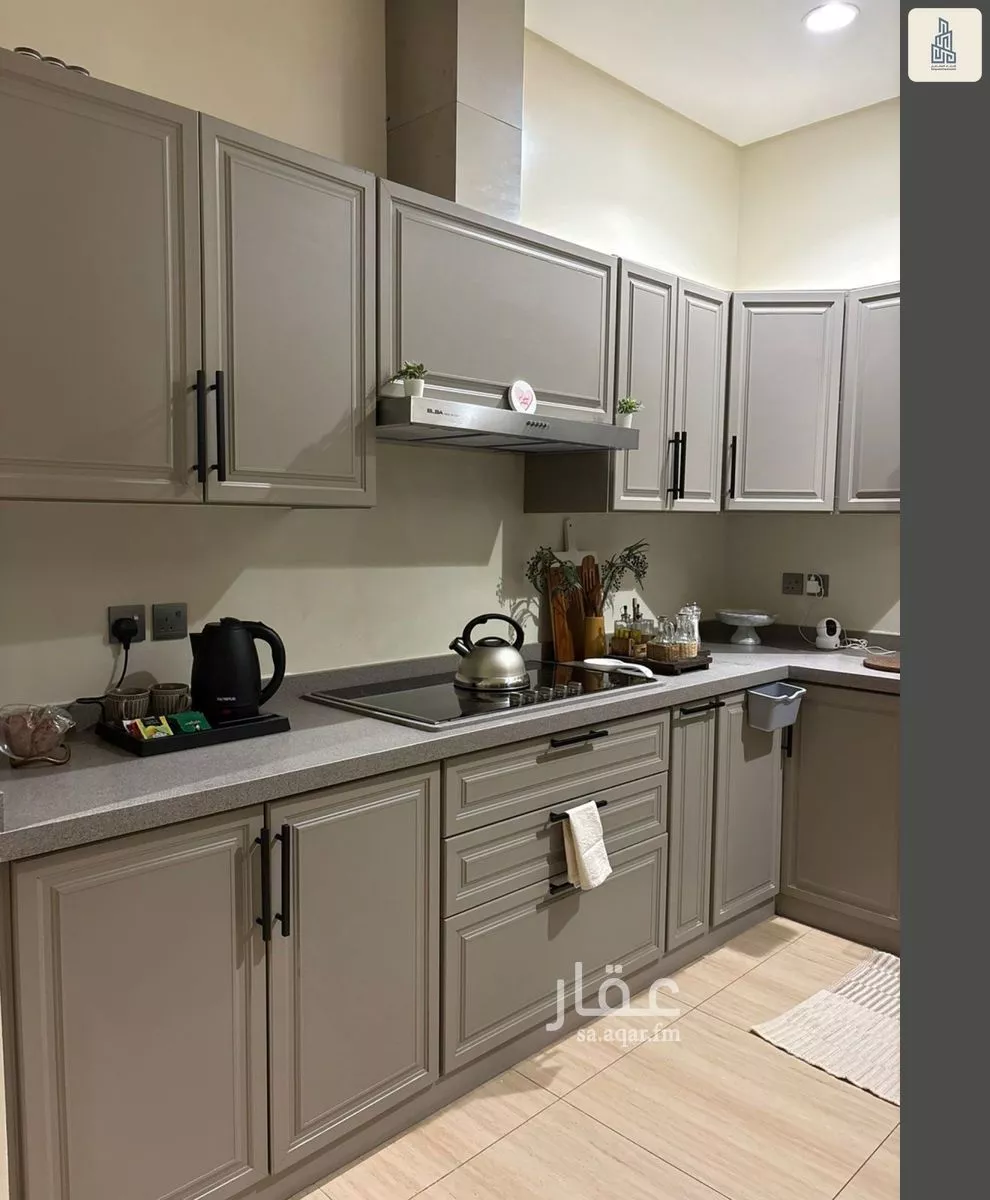 شقة 3 غرف في النخيل 3