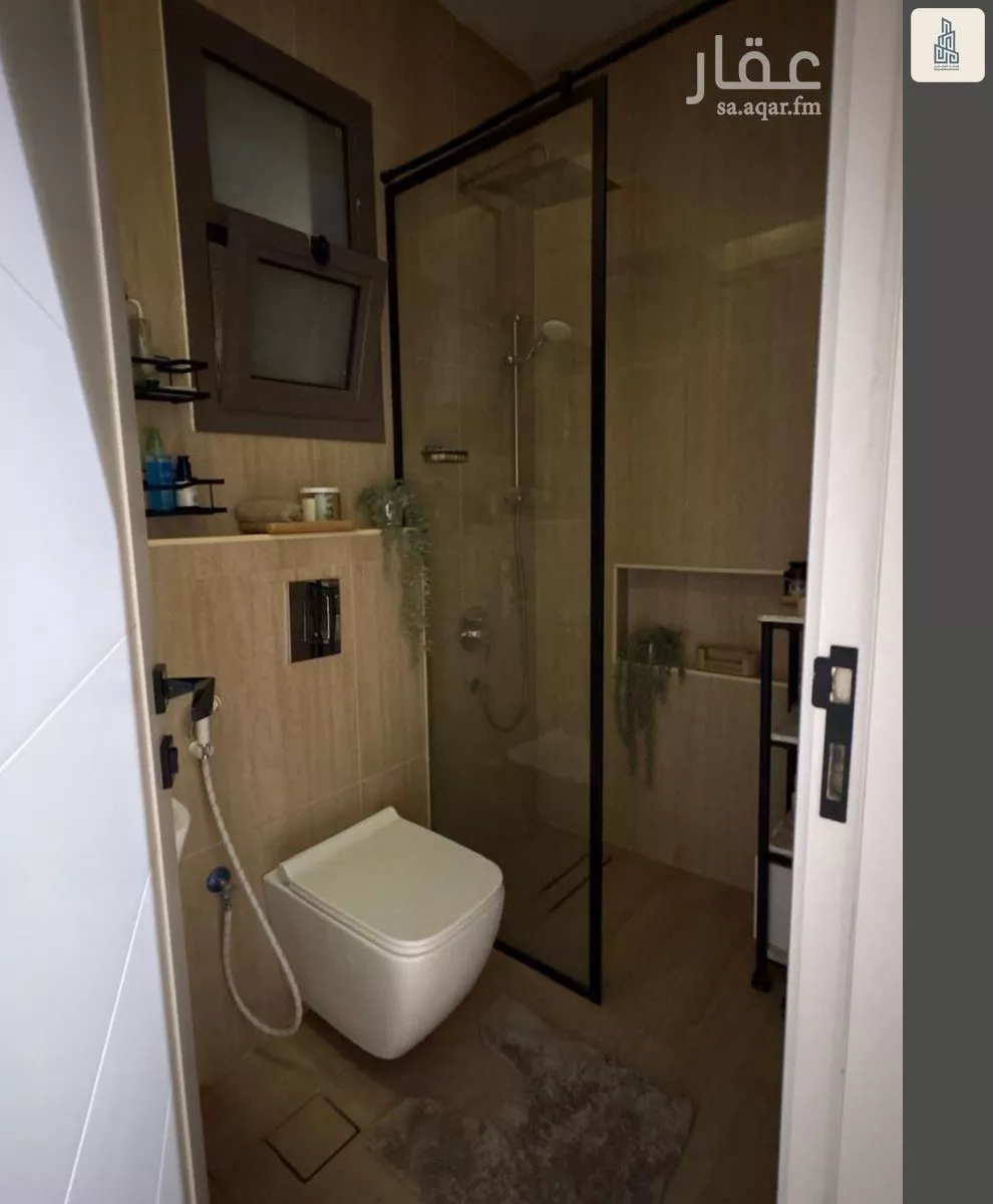 شقة 3 غرف في النخيل 8